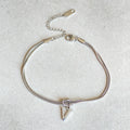 Bracciale con iniziale e nodo d'amore, acciaio inox